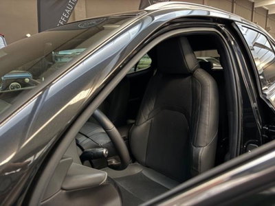 Lexus UX Hybrid 4WD Premium (11)