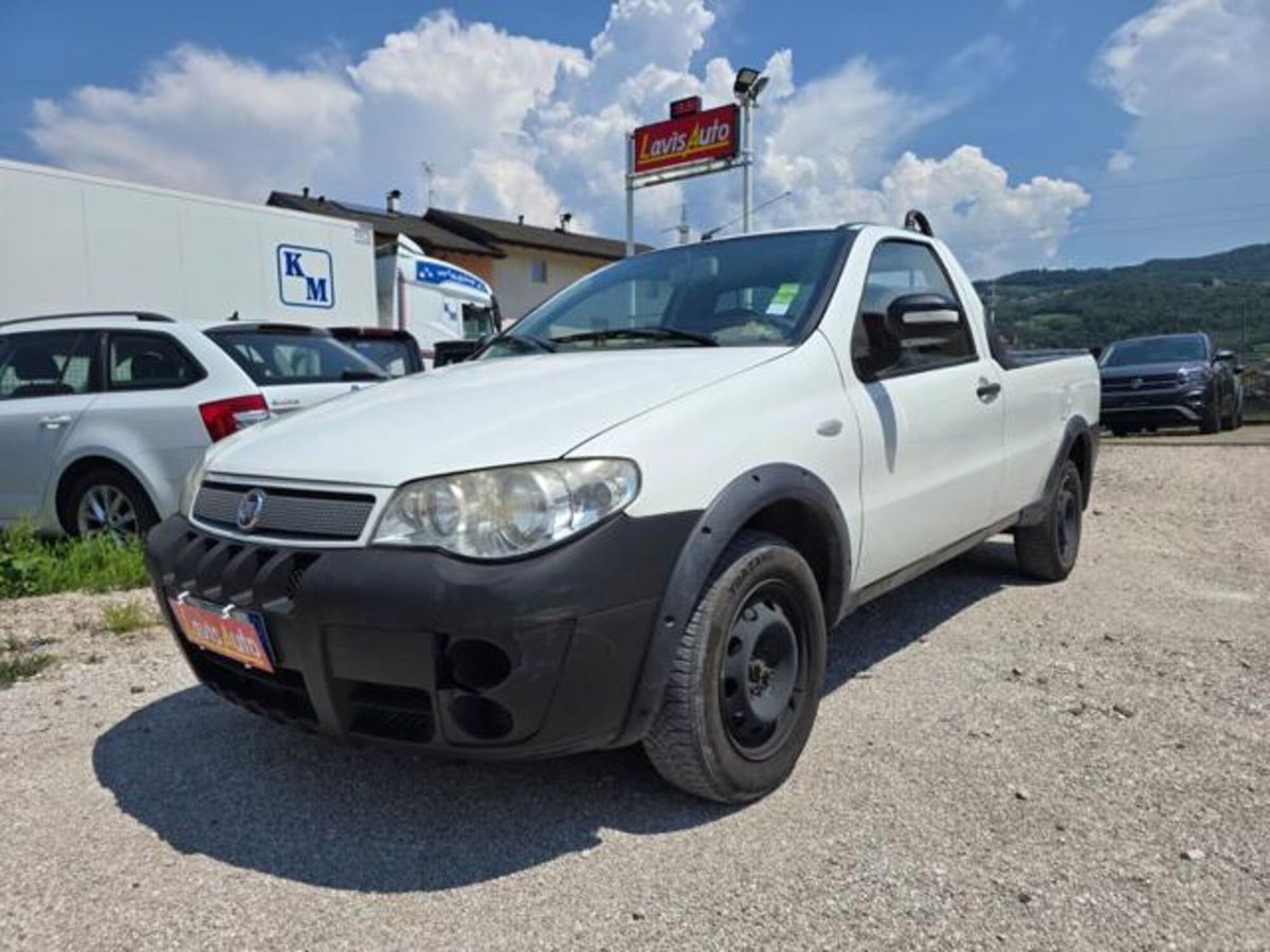 Fiat Strada 1.3 MJT Pick-up (2)