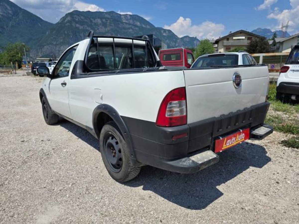 Fiat Strada 1.3 MJT Pick-up (4)