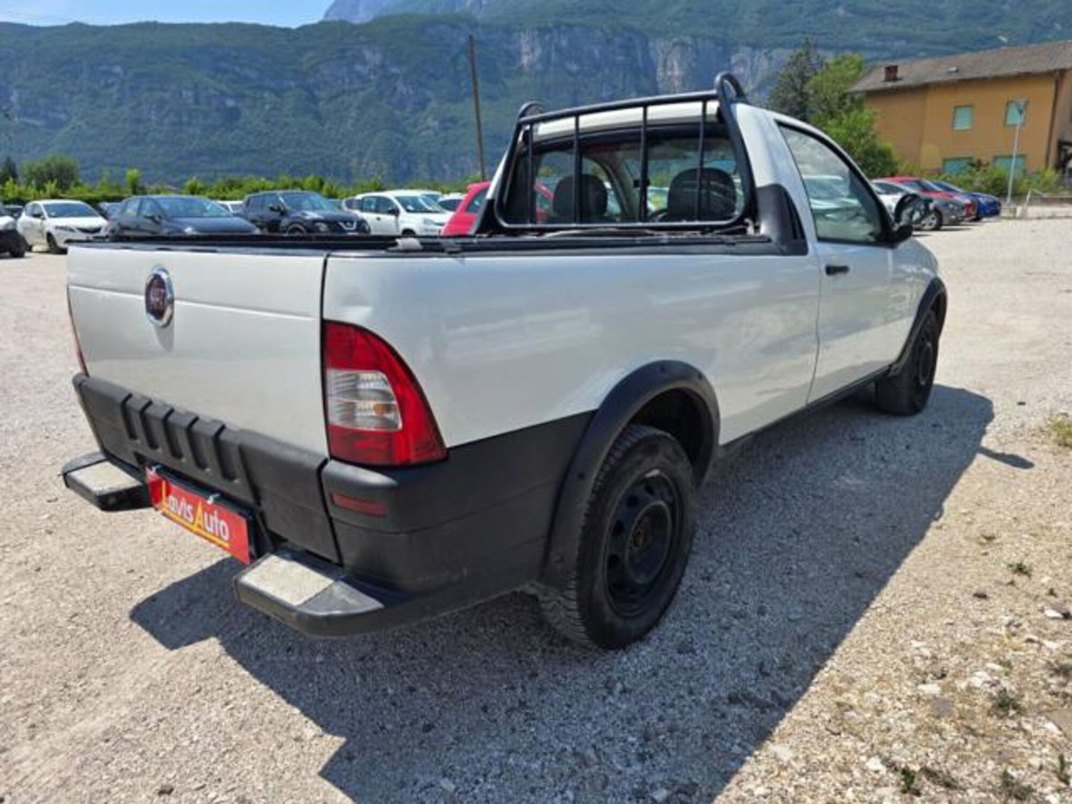 Fiat Strada 1.3 MJT Pick-up (5)