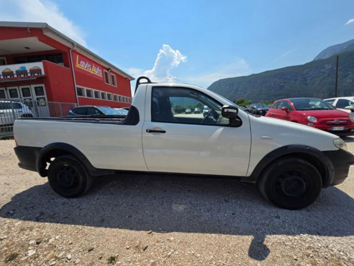 Fiat Strada 1.3 MJT Pick-up (6)