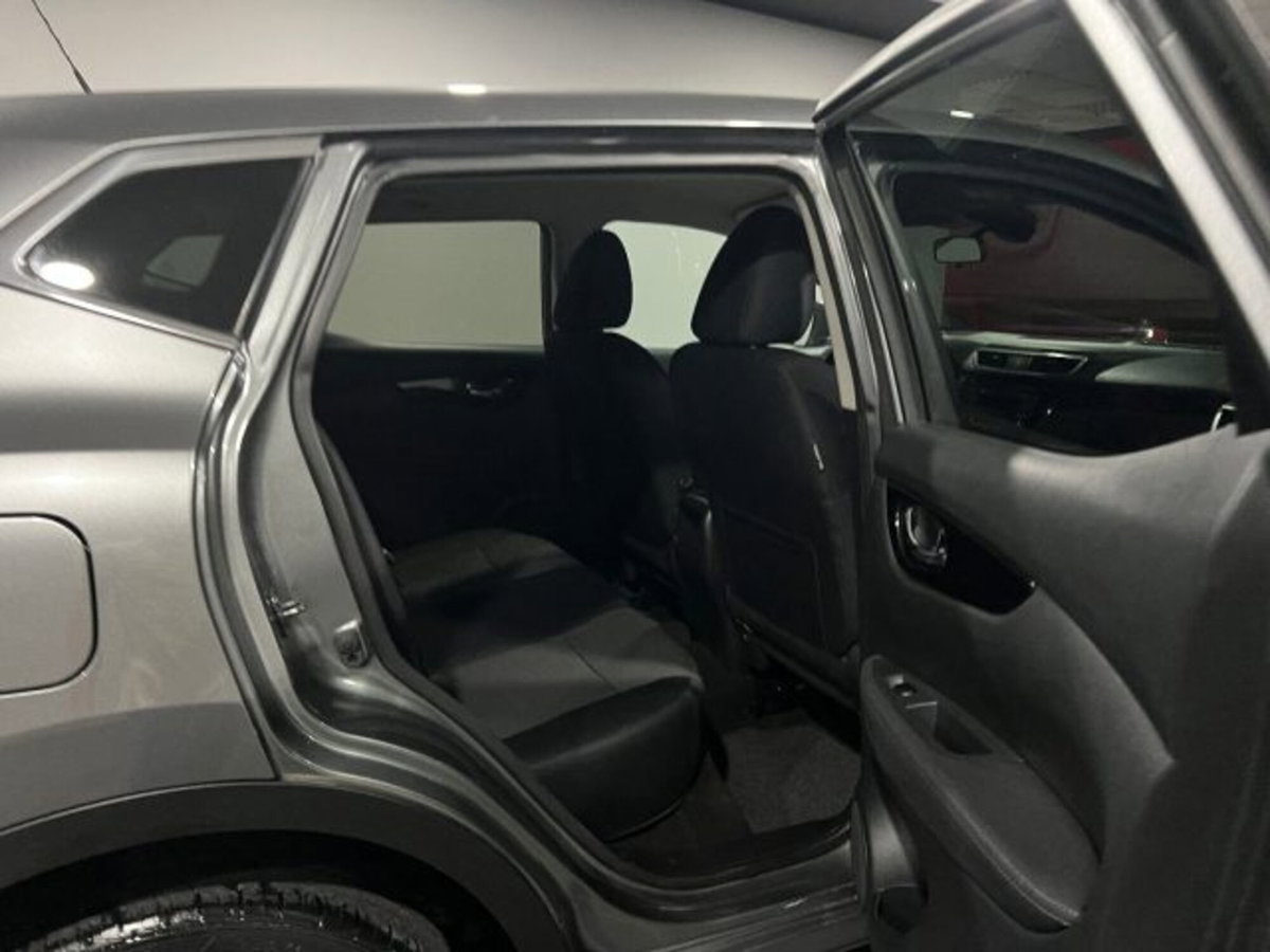 Nissan Qashqai 1.5 dCi Acenta (10)