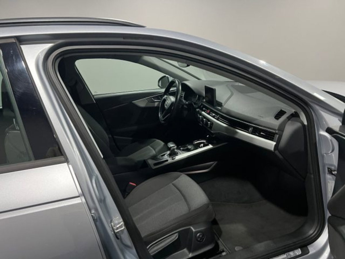 Audi A4 Avant 2.0 TDI 150 CV S tronic Business Sport (10)
