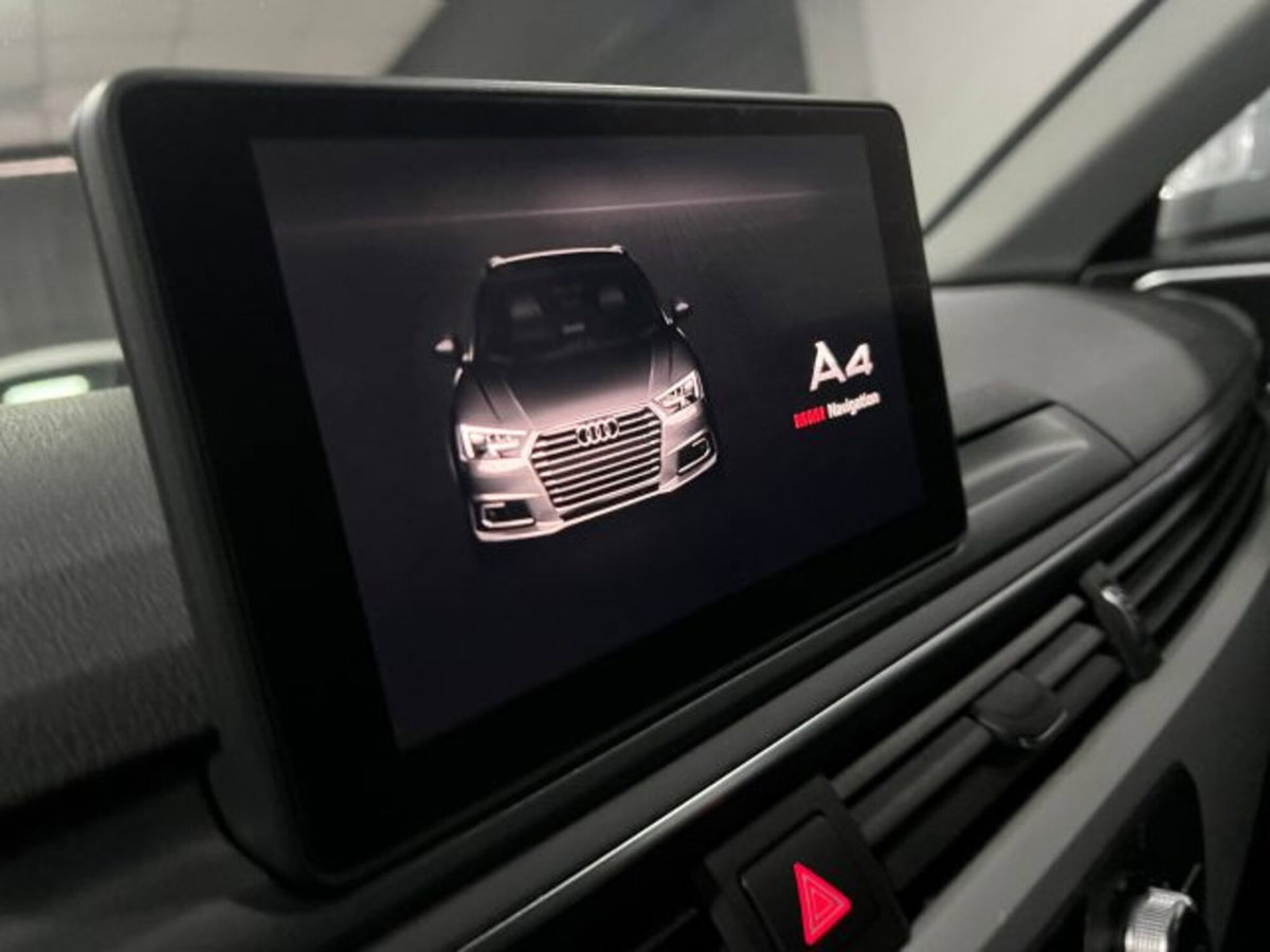 Audi A4 Avant 2.0 TDI 150 CV S tronic Business Sport (8)