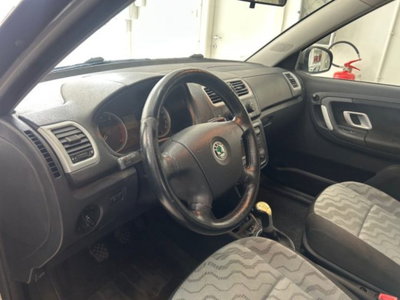Skoda Fabia 1.4 5p. Comfort GPLine (9)