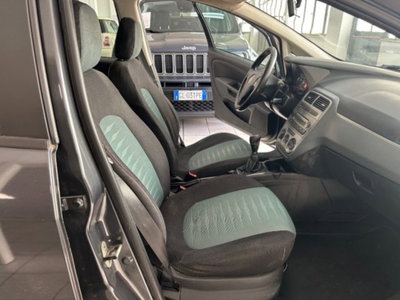 Fiat Grande Punto 1.3 MJT 75 CV 5 porte Dynamic (10)