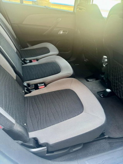 Citroen Grand C4 Picasso 1.6 HDi 115 Seduction (13)