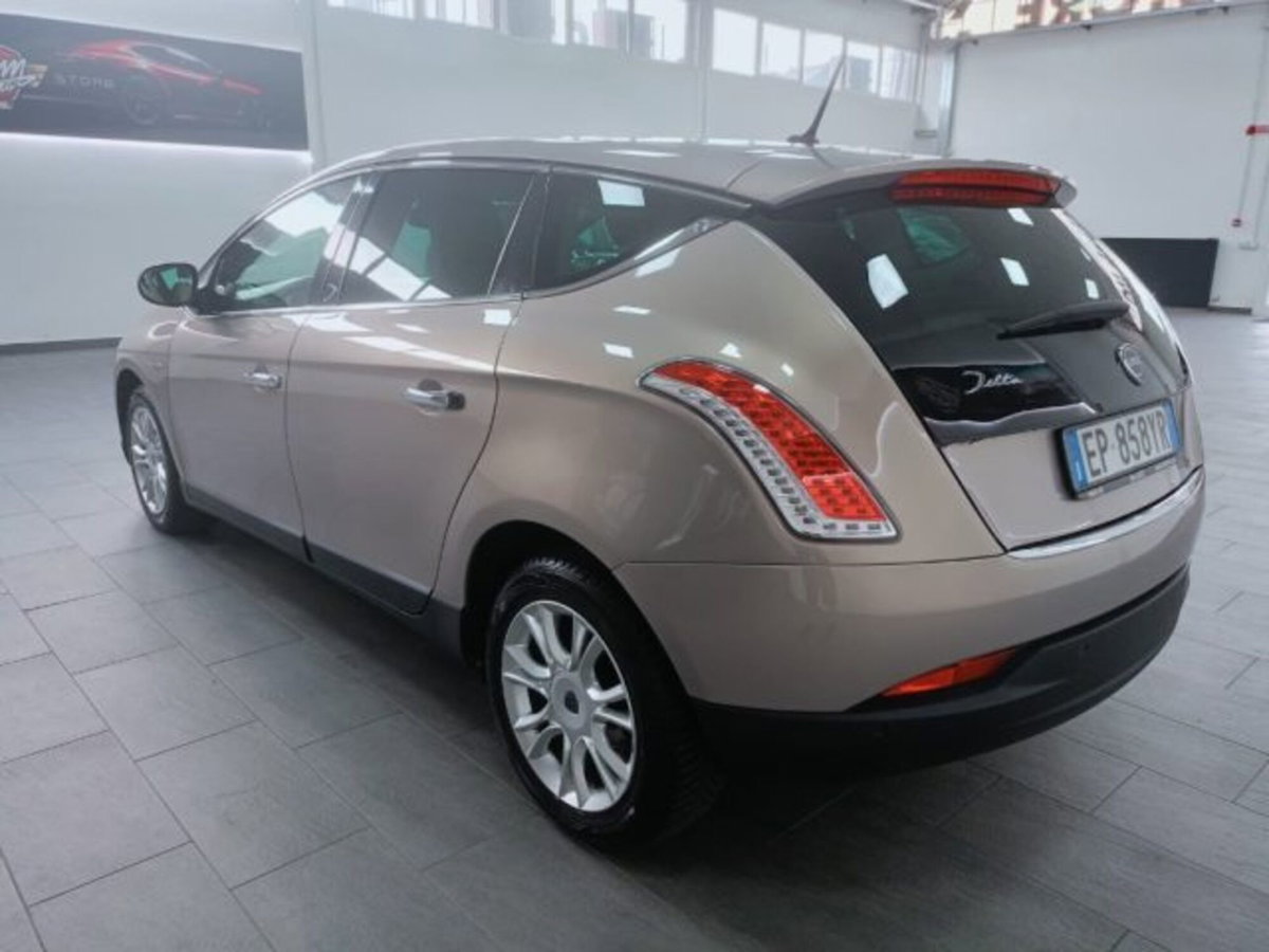 Lancia Delta 1.6 MJT DPF Selectronic Platinum (7)