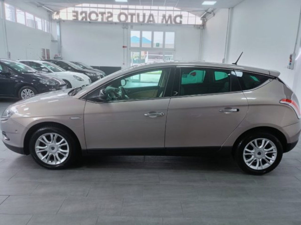 Lancia Delta 1.6 MJT DPF Selectronic Platinum (8)