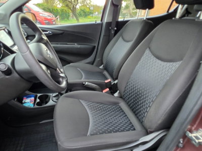Opel Karl Rocks 1.0 73 CV (4)
