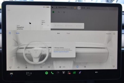 Tesla Model Y Long Range Dual Motor awd (12)