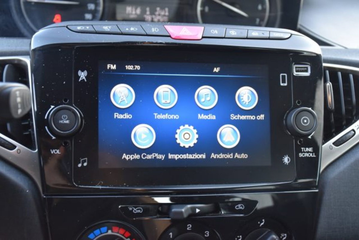 Lancia Ypsilon 1.0 FireFly 5 porte S&S Hybrid Ecochic Gold (10)
