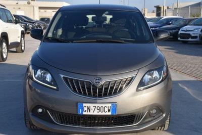 Lancia Ypsilon 1.0 FireFly 5 porte S&S Hybrid Ecochic Gold (2)