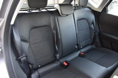 Renault Captur Plug-in Hybrid E-Tech 160 CV Intens (16)