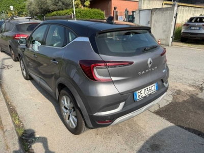 Renault Captur Plug-in Hybrid E-Tech 160 CV Intens (2)