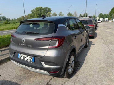 Renault Captur Plug-in Hybrid E-Tech 160 CV Intens (3)