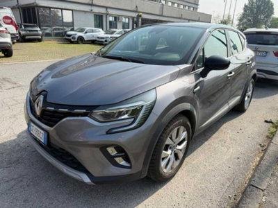 Renault Captur Plug-in Hybrid E-Tech 160 CV Intens (6)