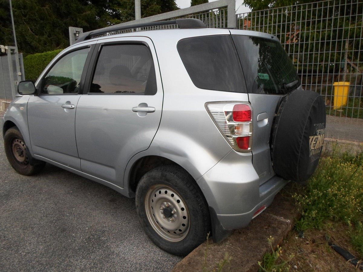 Daihatsu Terios 1.5 4WD B You (2)