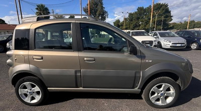Fiat Panda 1.3 MJT 16V 4x4 Cross (2)