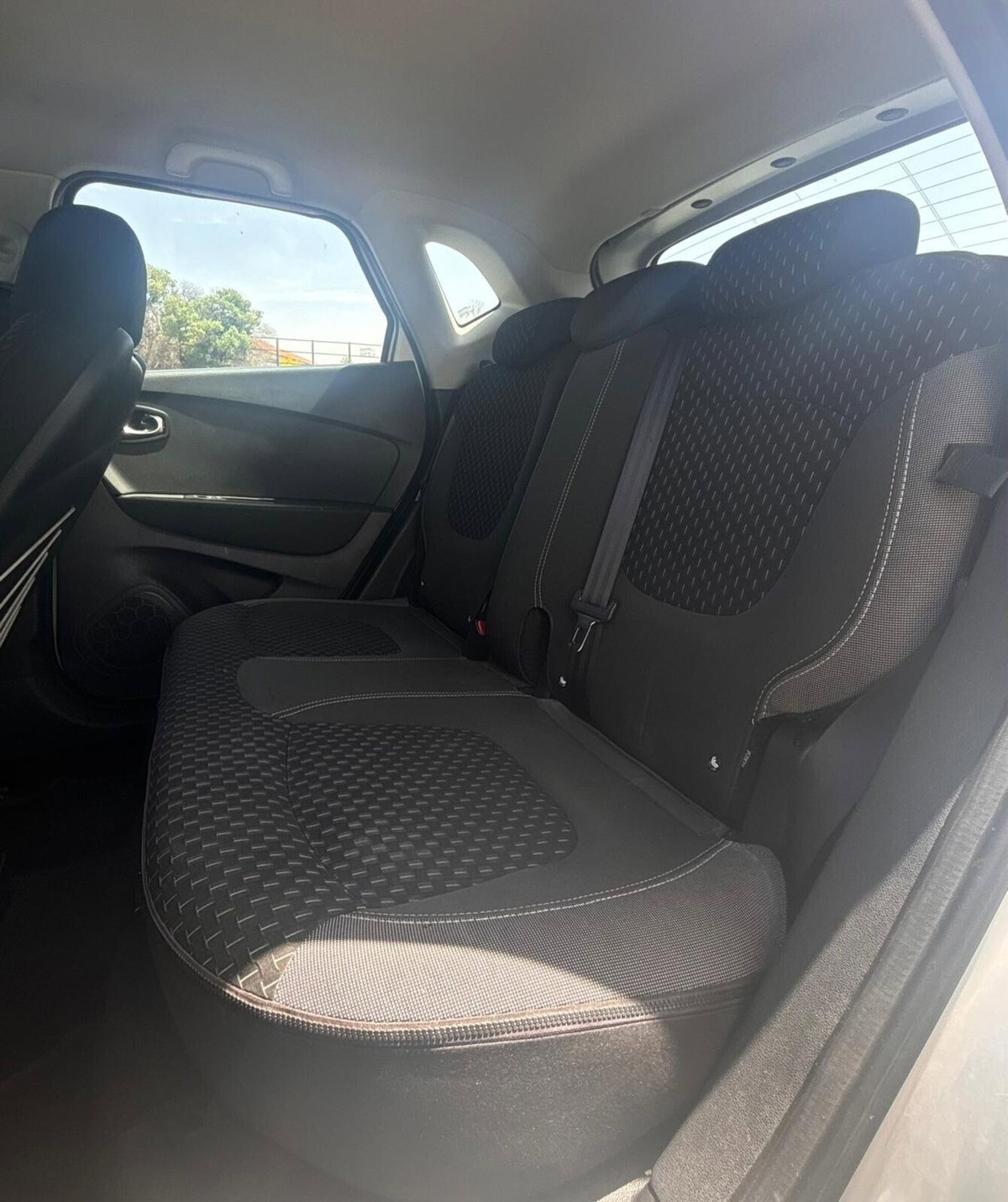 Renault Captur dCi 8V 90 CV EDC Start&Stop Energy Bose (10)