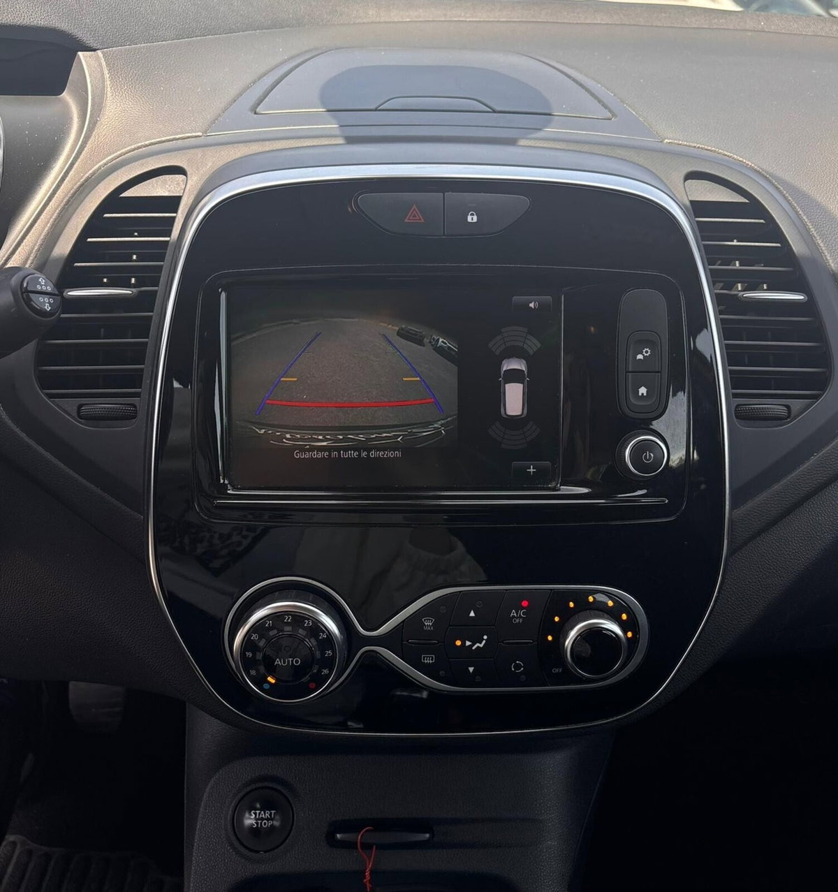 Renault Captur dCi 8V 90 CV EDC Start&Stop Energy Bose (19)