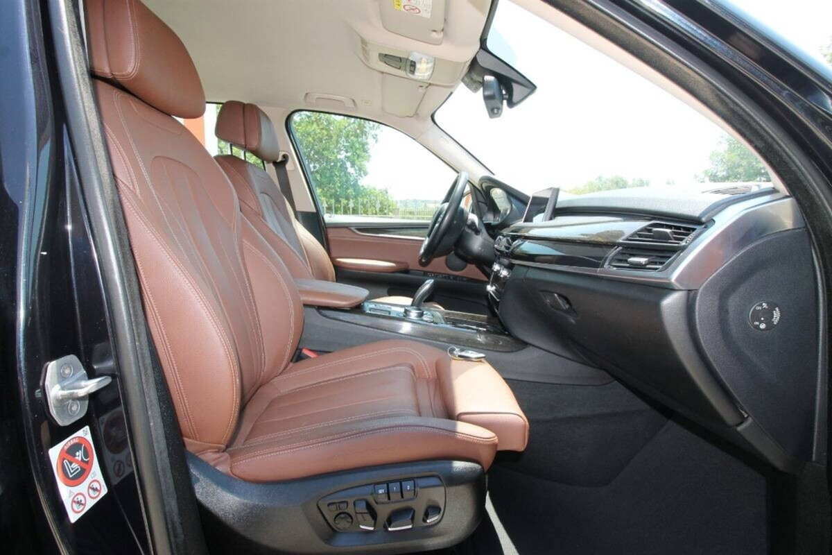 BMW X5 xDrive30d 258CV Luxury (20)