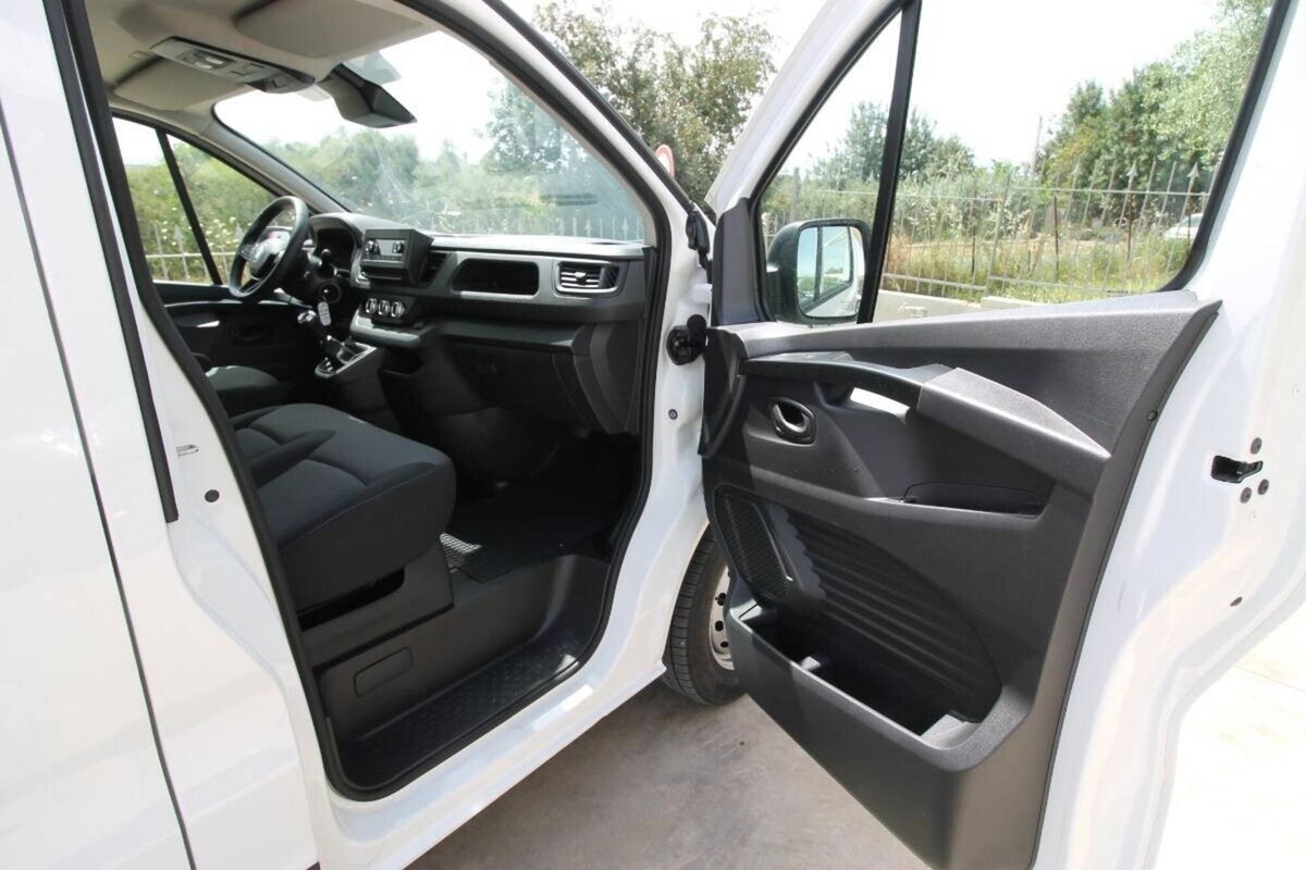 Renault Trafic Furgone BluedCi 150CV EDC PC-TN SpaceClass (15)