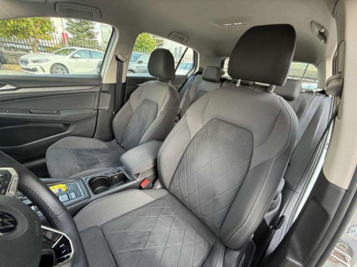 Volkswagen Golf Variant 2.0 TDI SCR DSG Style (14)