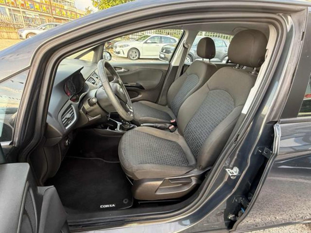 Opel Corsa 1.4 90CV GPL Tech 5 porte n-Joy (10)