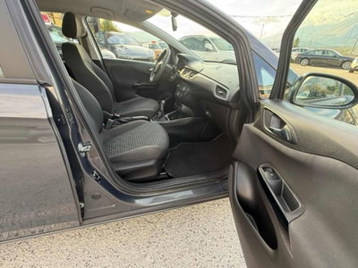 Opel Corsa 1.4 90CV GPL Tech 5 porte n-Joy (16)