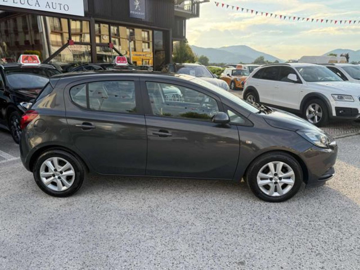 Opel Corsa 1.4 90CV GPL Tech 5 porte n-Joy (4)