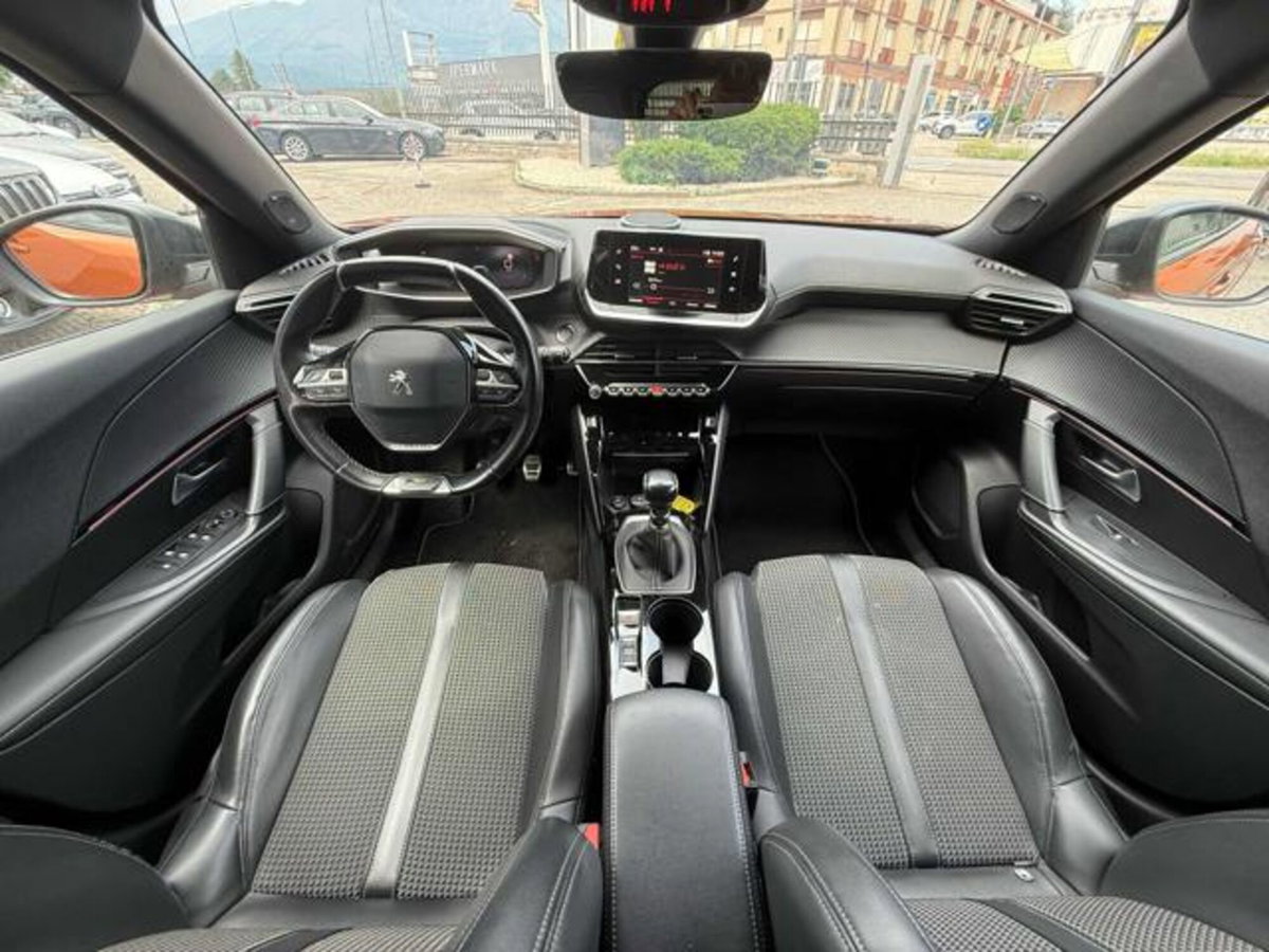Peugeot 2008 BlueHDi 100 S&S GT Line (20)