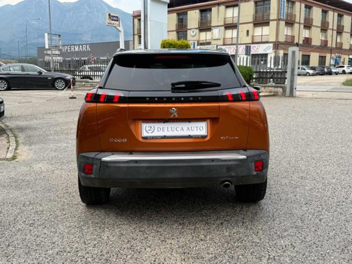 Peugeot 2008 BlueHDi 100 S&S GT Line (7)