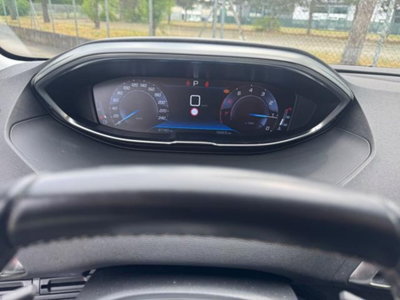 Peugeot 3008 PureTech Turbo 130 S&S EAT8 Allure (10)