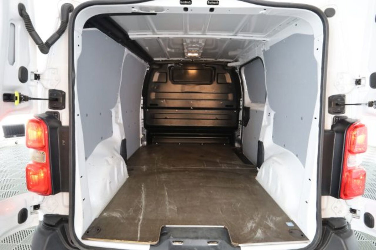 Fiat Scudo Furgone ce 1.5 bluehdi 120cv L3H1 (4)