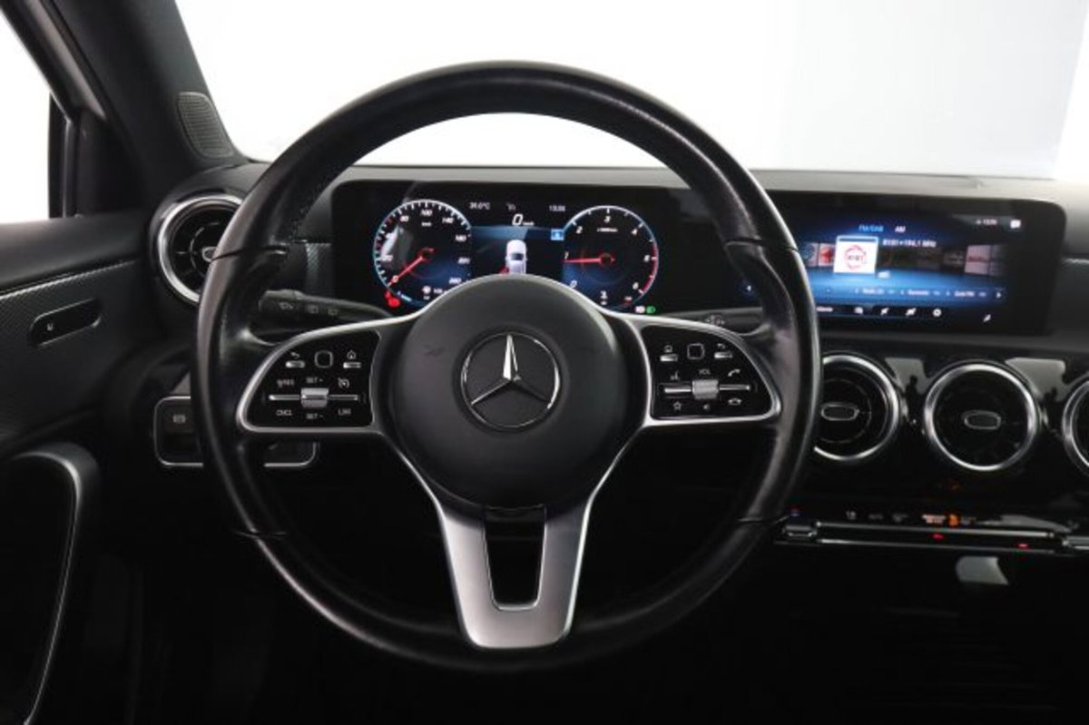 Mercedes-Benz Classe A 180 d Automatic Sport (5)