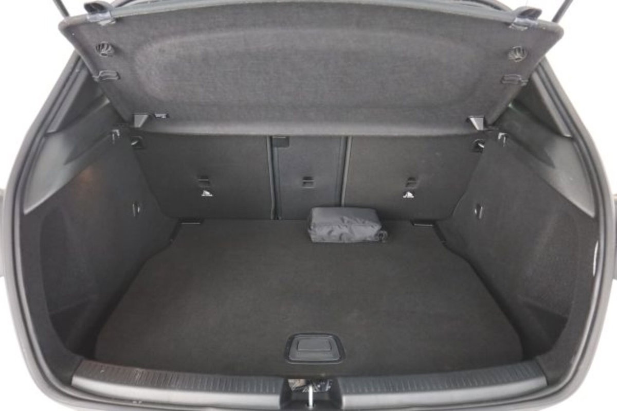 Mercedes-Benz Classe A 180 d Automatic Sport (6)