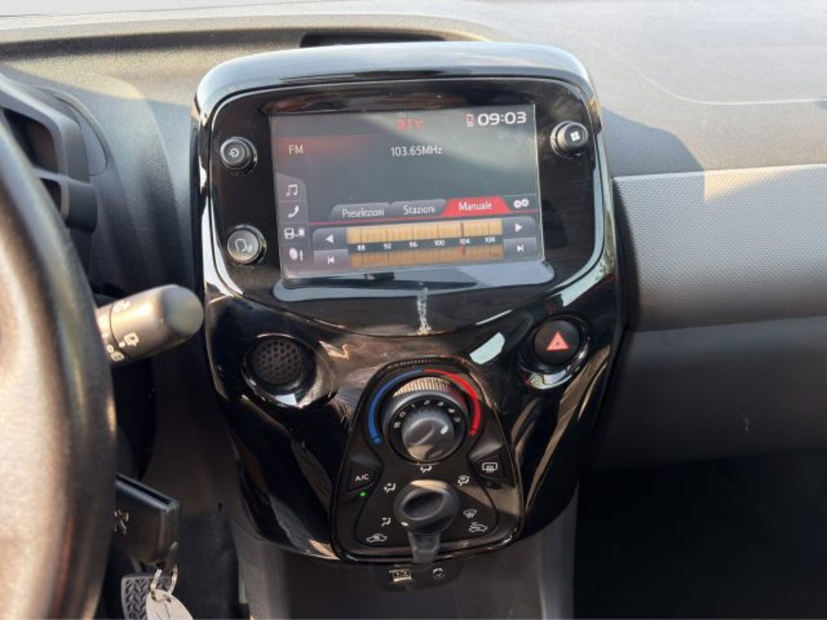 Peugeot 108 72 5 porte Allure (17)