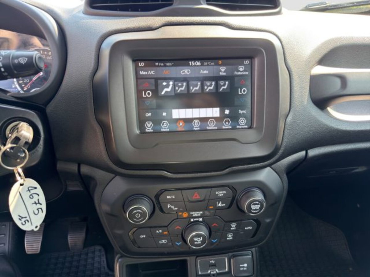 Jeep Renegade 1.0 T3 Limited (17)