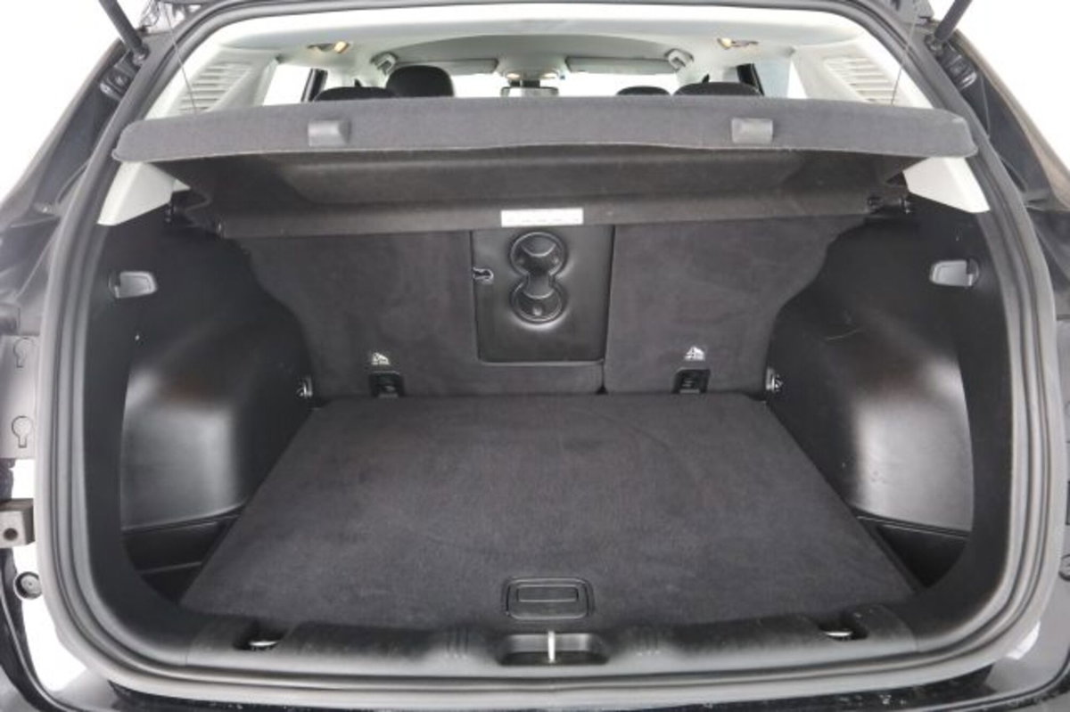 Jeep Compass 2.0 Multijet II aut. 4WD Longitude (6)