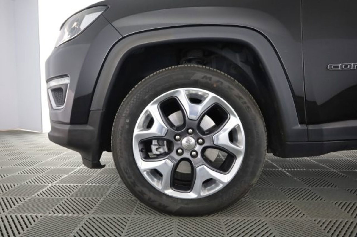 Jeep Compass 2.0 Multijet II aut. 4WD Longitude (8)