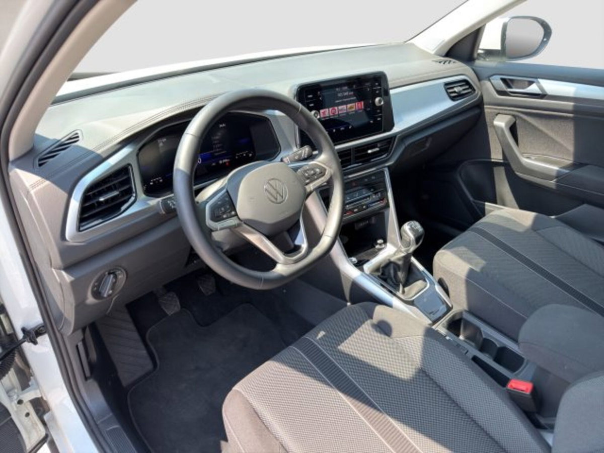Volkswagen T-Roc 1.0 tsi Life 115cv (9)