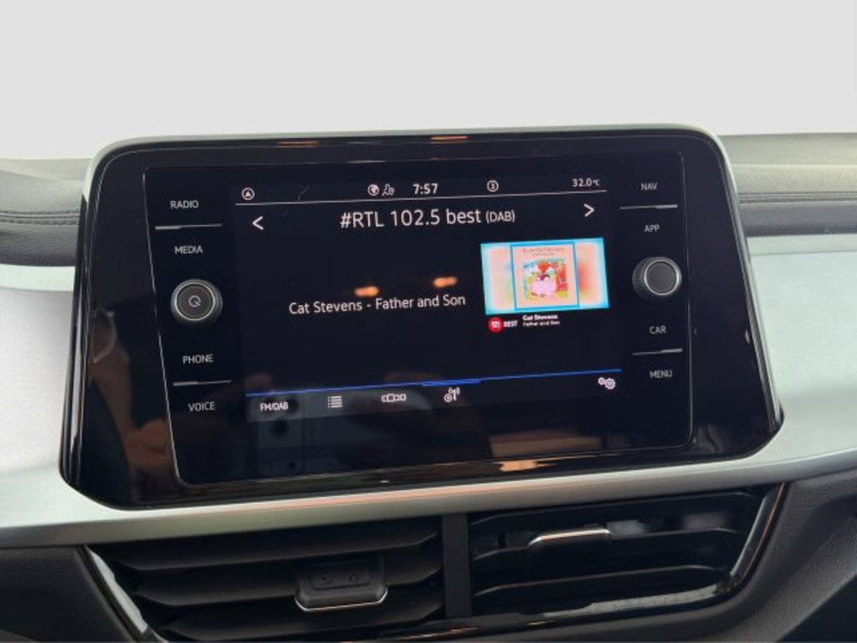 Volkswagen T-Roc 2.0 tdi Life 150cv dsg (17)