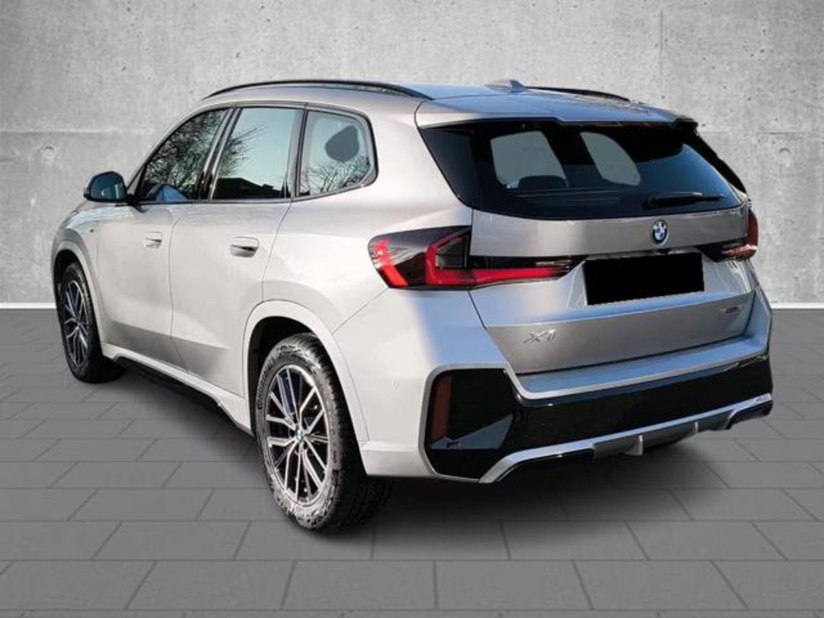 BMW X1 sDrive 18i Msport (4)