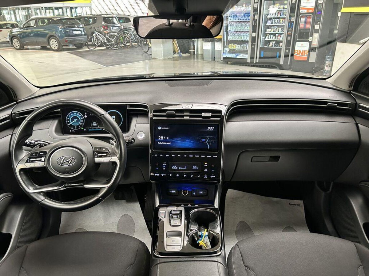 Hyundai Tucson 1.6 hev Xline 2wd auto (9)