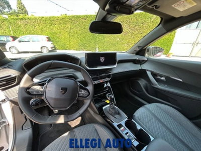 Peugeot 2008 PureTech 100 S&S Allure (15)