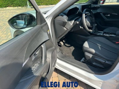 Peugeot 2008 PureTech 100 S&S Allure (13)