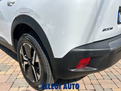 Peugeot 2008 PureTech 100 S&S Allure (11)