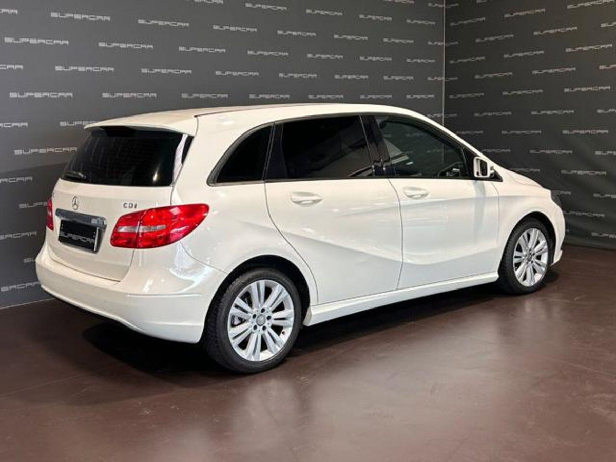Mercedes-Benz Classe B 180 CDI Automatic Executive (3)
