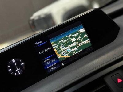 Lexus UX Hybrid 4WD Premium (16)